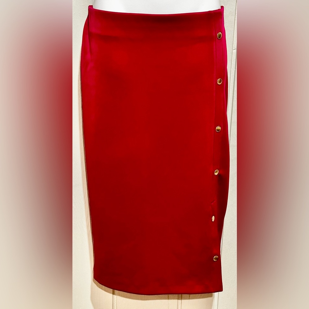 BOLD elements Magenta Pencil Skirt with Gold Buttons